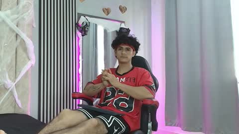 mikey_banji online show from 10/18/25, 08:53