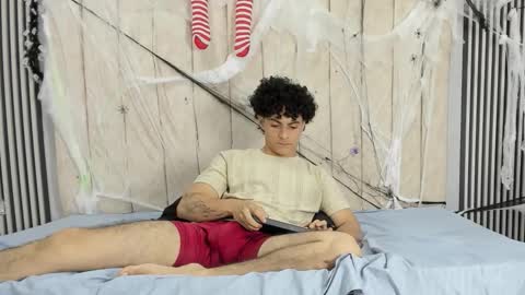 mikey_banji online show from 11/01/25, 09:06