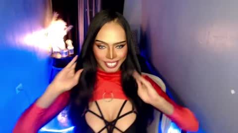 Mistress MikeyAlawi online show from 06/01/26, 06:15