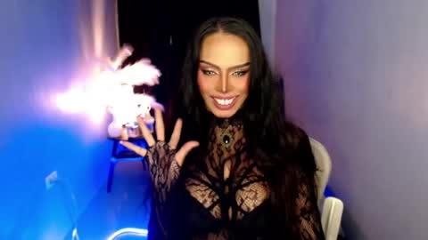 Mistress MikeyAlawi online show from 07/07/26, 07:29