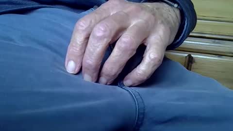 mikeybed online show from 10/21/25, 08:48