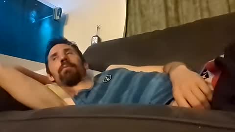 Snapshot of mikeyboy6666 chatting on 12/19/24, 11:18 Mikey Boy online show from 12/19/24, 11:18