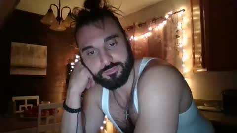 mikey online show from 12/31/24, 05:11
