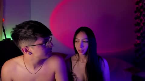 Snapshot of mikeyvioleta chatting on 02/20/25, 11:10 VIOLETAMIKE online show from 02/20/25, 11:10