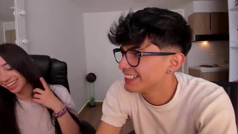 Snapshot of mikeyvioleta chatting on 10/12/25, 06:18 VIOLETAMIKE online show from 10/12/25, 06:18