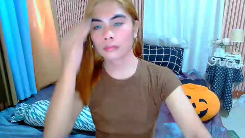 Snapshot of mikhayla_and_zeus_room chatting on 10/02/25, 05:58 Mikhayla and Zeus online show from 10/02/25, 05:58