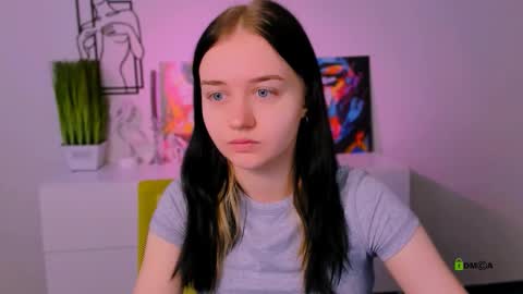 miki_ti online show from 11/14/25, 06:01