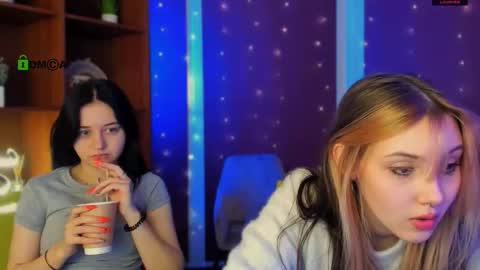 miki_ti online show from 11/23/25, 09:09