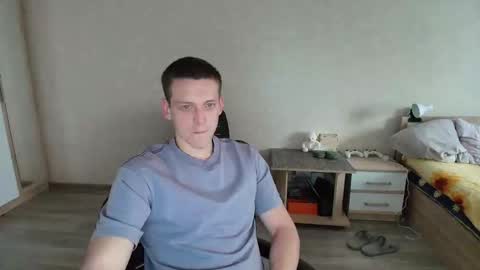 Snapshot of mikimaus0101 chatting on 05/31/26, 06:31 Michael online show from 05/31/26, 06:31