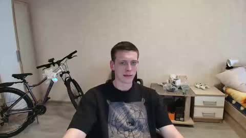 Snapshot of mikimaus0101 chatting on 06/03/26, 12:30 Michael online show from 06/03/26, 12:30