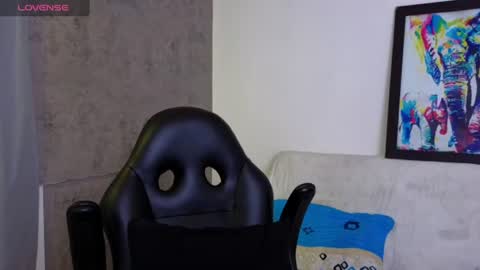 MIKKE online show from 06/13/26, 01:31
