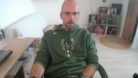 mikmik91 online show from 09/24/25, 09:45