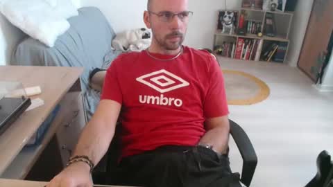 mikmik91 online show from 10/10/25, 09:08