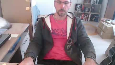 mikmik91 online show from 10/22/25, 10:04