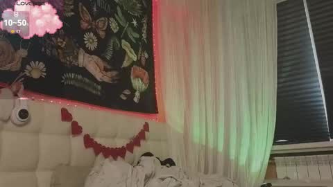 Snapshot of miko_meow chatting on 10/03/25, 02:03 Miko online show from 10/03/25, 02:03