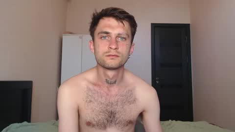 Snapshot of mikw63 chatting on 06/06/26, 07:02 Sin online show from 06/06/26, 07:02