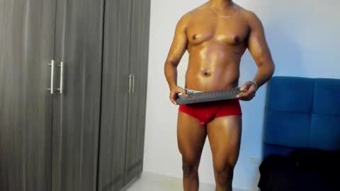 Snapshot of miky_xxx chatting on 10/16/25, 02:12 Miky online show from 10/16/25, 02:12