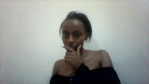 Snapshot of mil_milon chatting on 05/27/26, 05:21 Milo online show from 05/27/26, 05:21