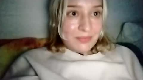 Snapshot of mila_420 chatting on 10/01/25, 12:49 Mila 420 online show from 10/01/25, 12:49