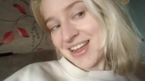 Mila 420 online show from 11/12/25, 11:21