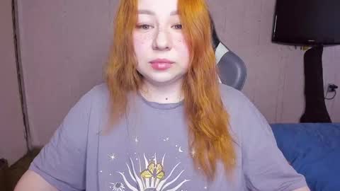 Mila shy sensual person  online show from 01/28/25, 05:00