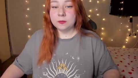 Mila shy sensual person  online show from 02/25/25, 11:30