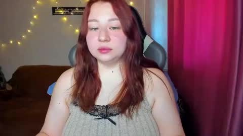 Mila shy sensual person  online show from 09/24/25, 06:50