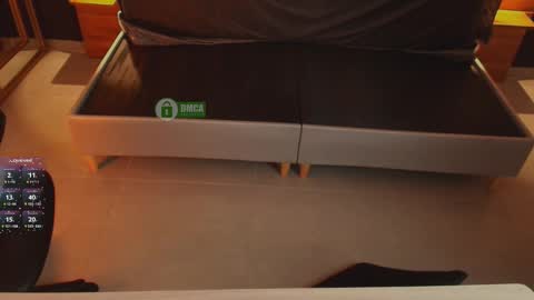 Milena  online show from 11/13/25, 11:20