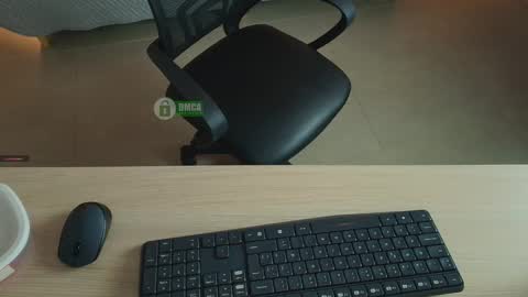 Milena  online show from 11/15/25, 11:07