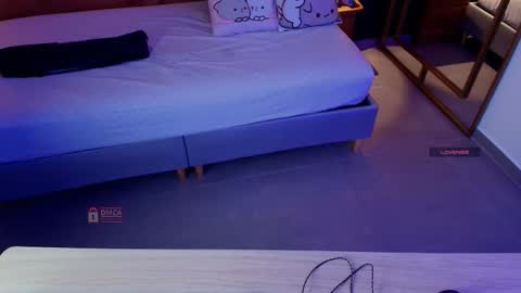 Snapshot of mila_kiitty chatting on 03/01/26, 11:01 Milena online show from 03/01/26, 11:01