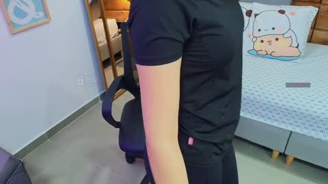 Snapshot of mila_kiitty chatting on 05/23/26, 11:03 Milena online show from 05/23/26, 11:03