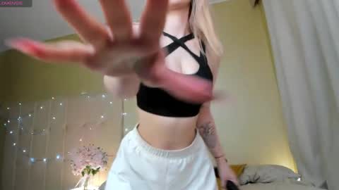 mila_kinor online show from 02/02/25, 07:20