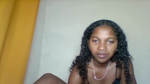 Snapshot of mila_lunah chatting on 04/07/26, 02:50 mila_lunah online show from 04/07/26, 02:50