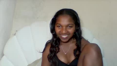 Snapshot of mila_lunah chatting on 05/16/26, 02:52 mila_lunah online show from 05/16/26, 02:52