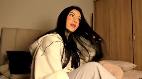    online show from 07/12/26, 02:13