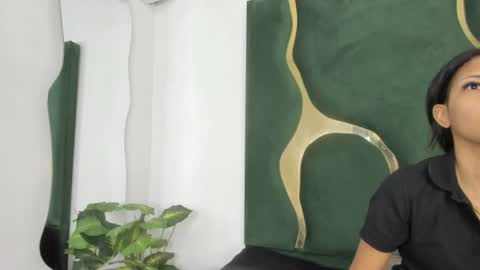 mila_petiteasm online show from 07/10/26, 12:08
