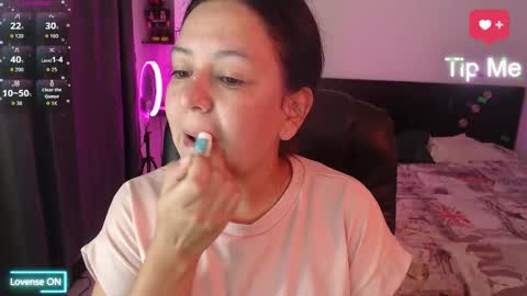 Snapshot of mila_phoenix chatting on 11/11/25, 10:15 mila_phoenix online show from 11/11/25, 10:15