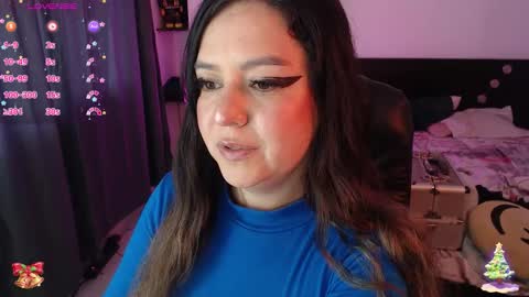 Snapshot of mila_phoenix chatting on 12/17/25, 07:42 mila_phoenix online show from 12/17/25, 07:42