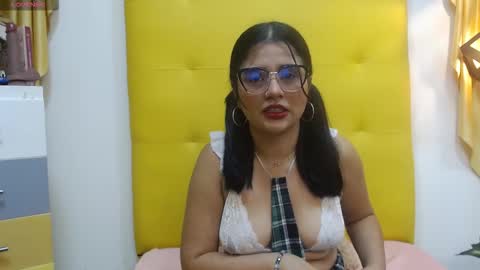 mila_quin online show from 02/22/26, 01:09