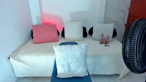 martina online show from 05/08/26, 02:50
