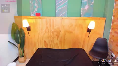 Mila and samy online show from 12/14/25, 11:48