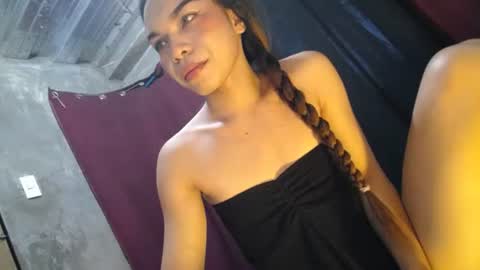 mila_seductressxx online show from 06/18/26, 01:06