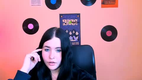 mila_snow1 online show from 07/30/26, 09:41