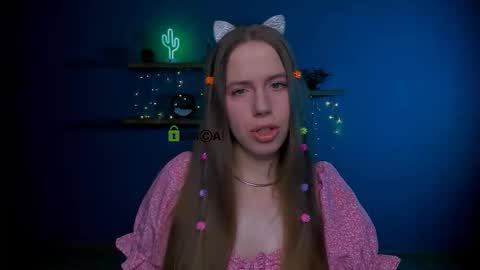 mila_sun__ online show from 02/13/26, 09:16