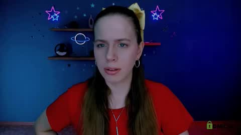mila_sun__ online show from 02/17/26, 08:44