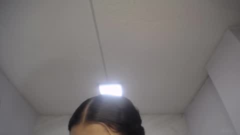 Mila  online show from 10/03/25, 03:14