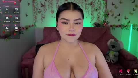 Snapshot of mila_sweet_v chatting on 05/25/26, 05:13 Mila online show from 05/25/26, 05:13
