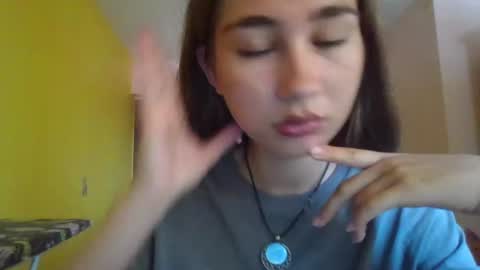 Snapshot of mila_sweettempt chatting on 07/25/26, 05:05 mila_sweettempt online show from 07/25/26, 05:05