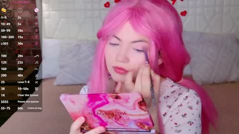 Snapshot of mila_taylorrr chatting on 03/26/26, 04:12 Lisa online show from 03/26/26, 04:12