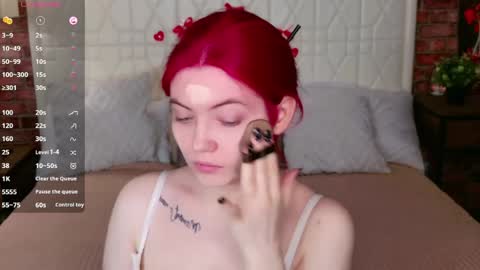 Snapshot of mila_taylorrr chatting on 04/17/26, 06:11 Lisa online show from 04/17/26, 06:11